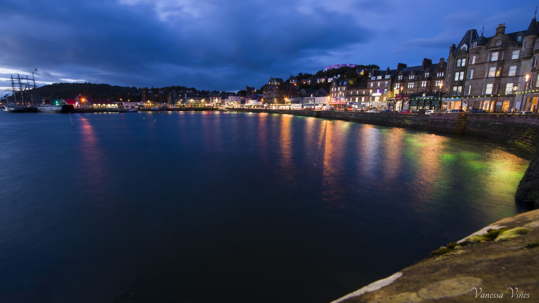 Oban by night